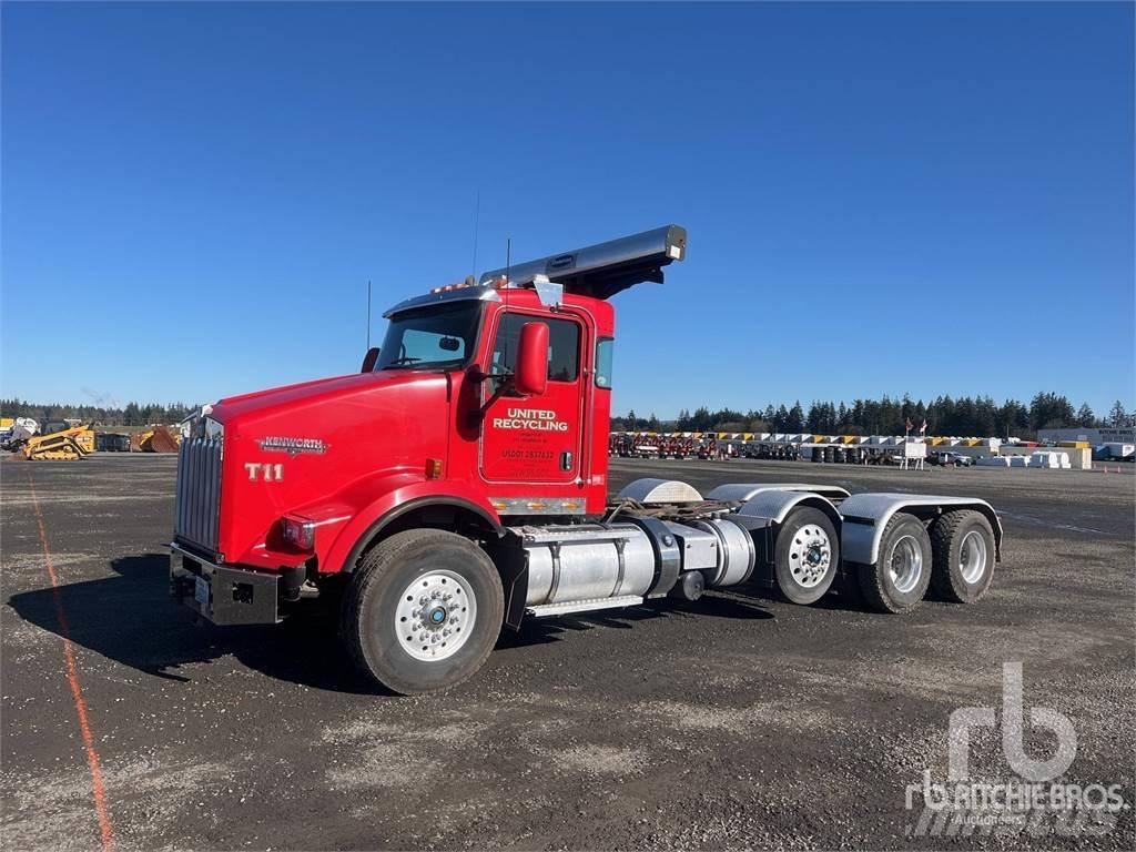 Kenworth T800 Camiones con chasís y cabina