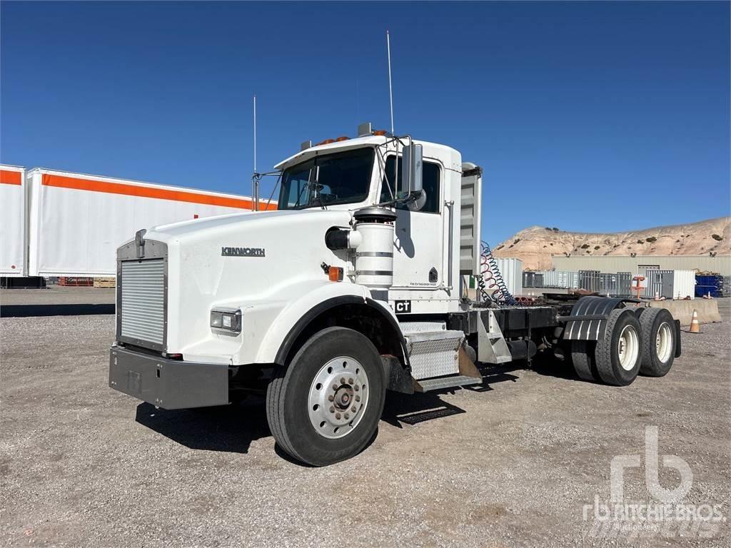 Kenworth T800B Camiones tractor