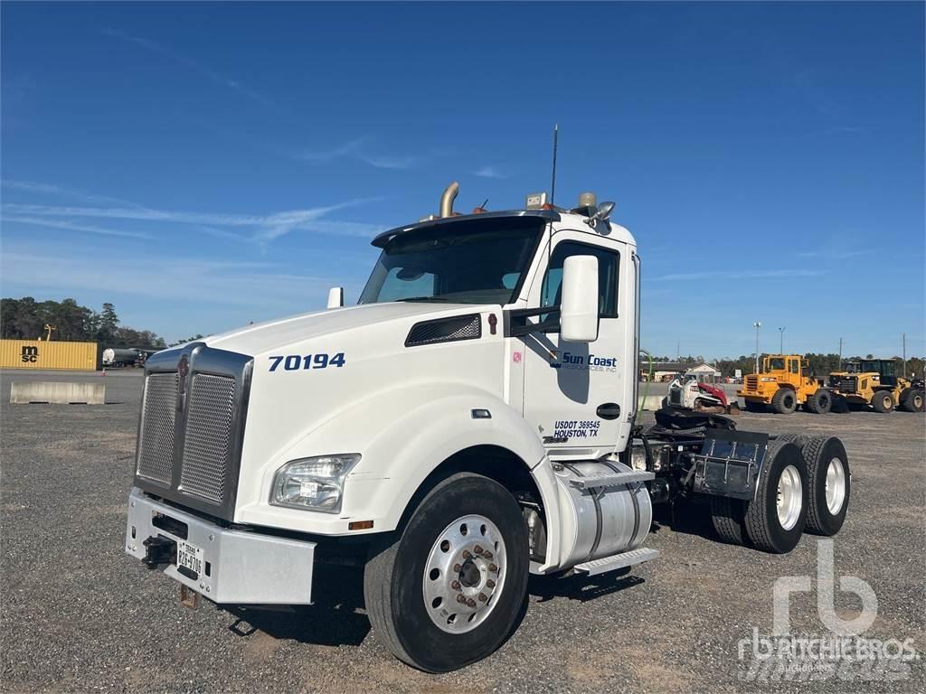 Kenworth T880 Camiones tractor