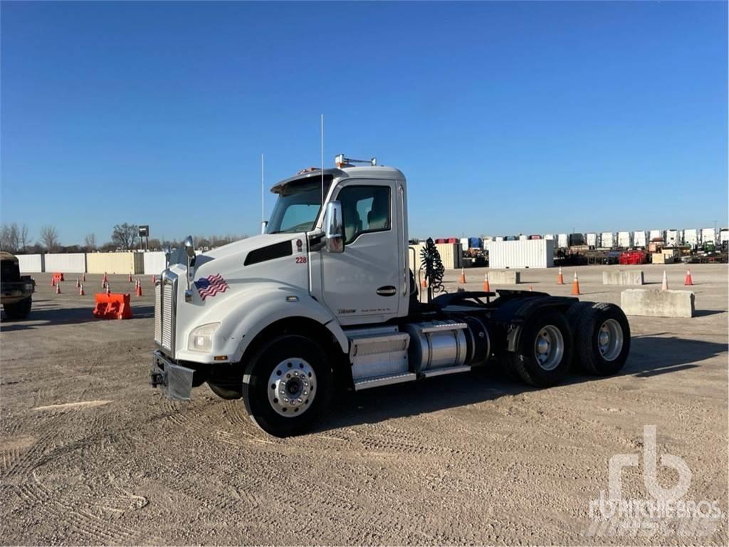 Kenworth T880 Camiones tractor