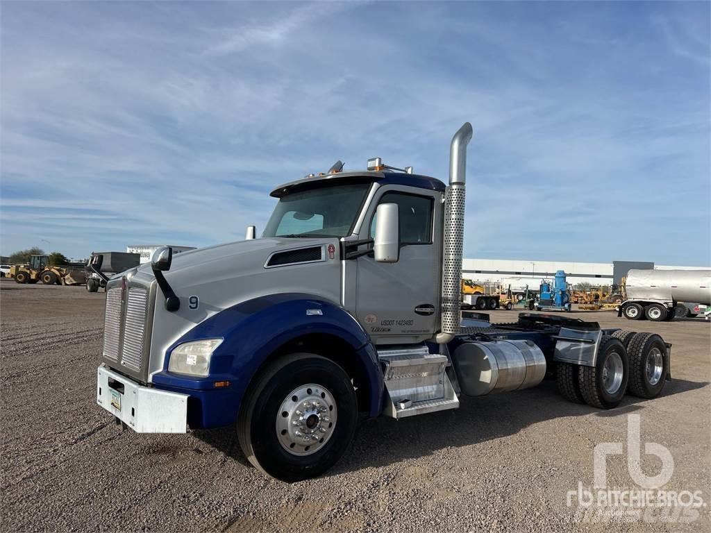 Kenworth T880 Camiones tractor