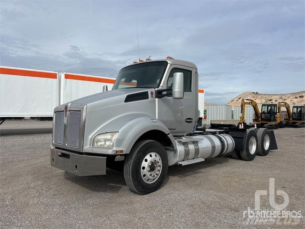 Kenworth T880 Camiones tractor