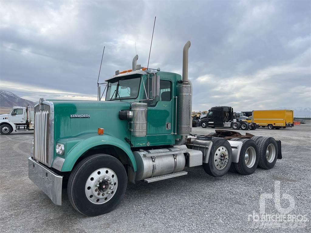 Kenworth W900B Camiones tractor