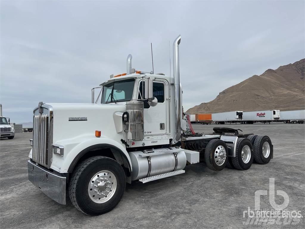 Kenworth W900B Camiones tractor