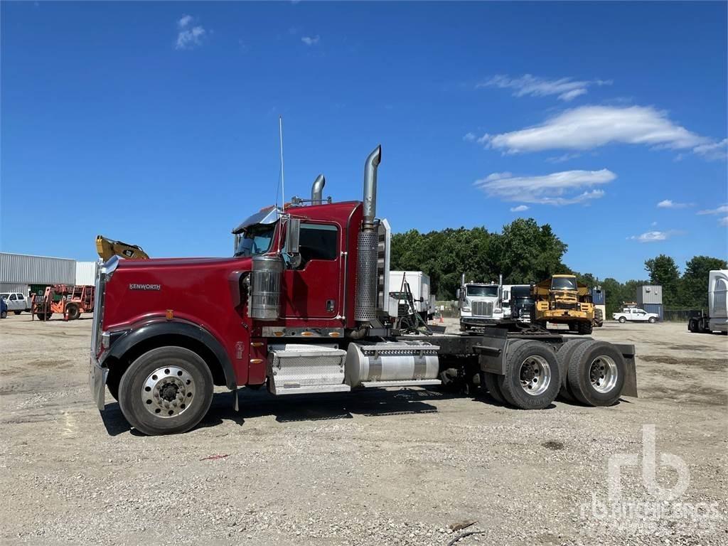 Kenworth W900L Camiones tractor