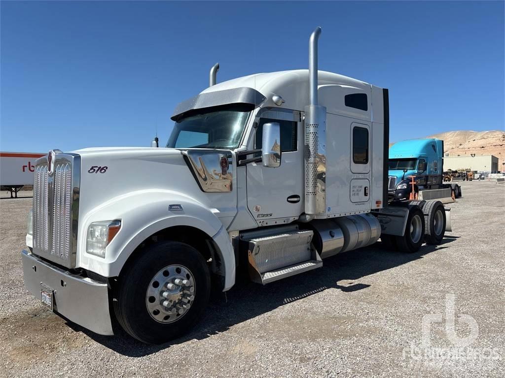 Kenworth W990 Camiones tractor