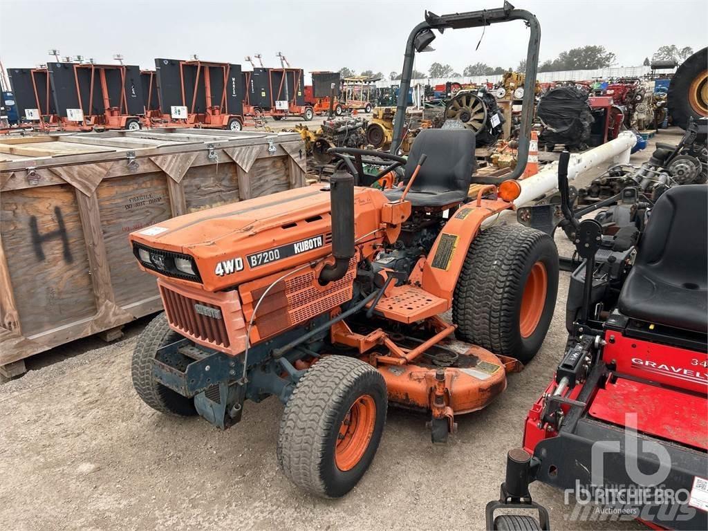 Kubota B7200D Tractores compactos