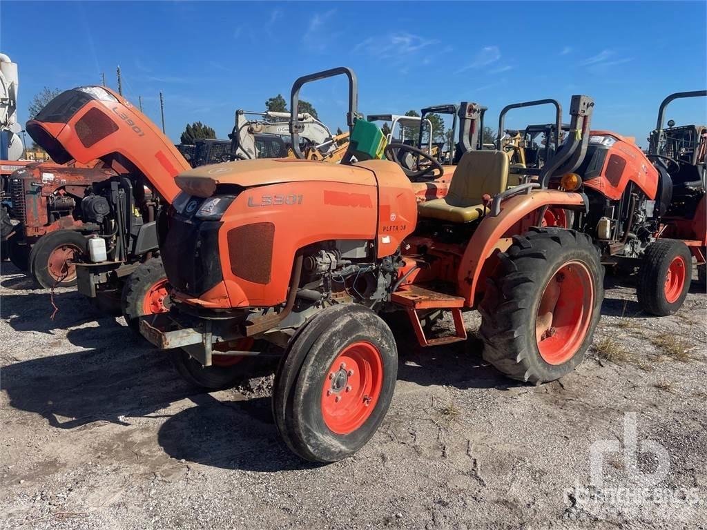 Kubota L3301F Tractores compactos