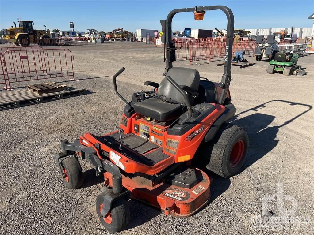 Kubota ZD331 Podadoras