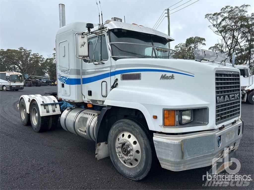 Mack CHR688RST Camiones tractor