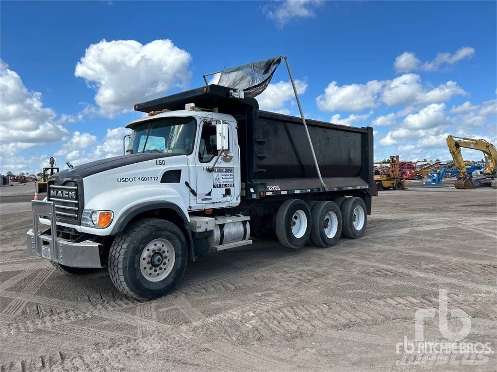 Mack CV713 Bañeras basculantes usadas