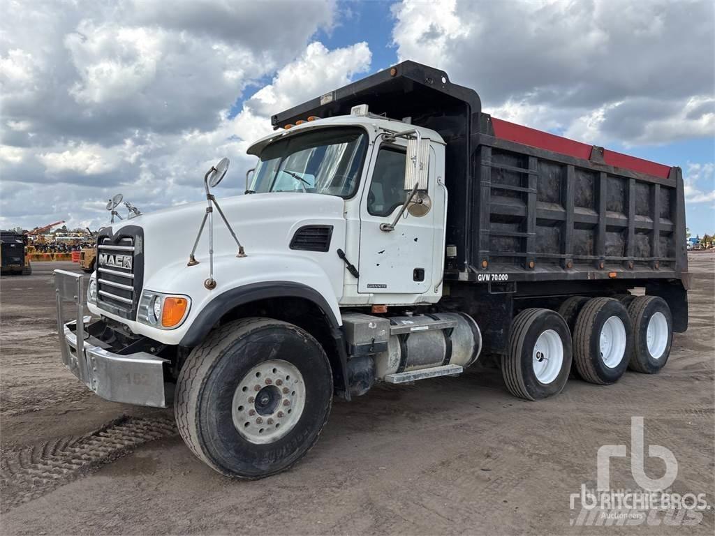 Mack CV713 Bañeras basculantes usadas