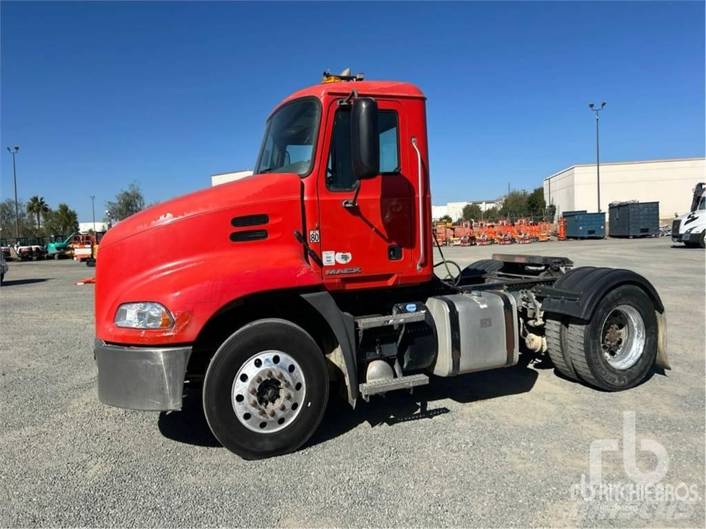 Mack CXU612 Camiones tractor