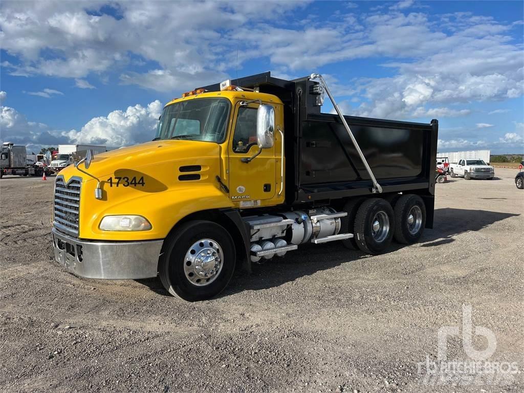 Mack CXU613 Bañeras basculantes usadas