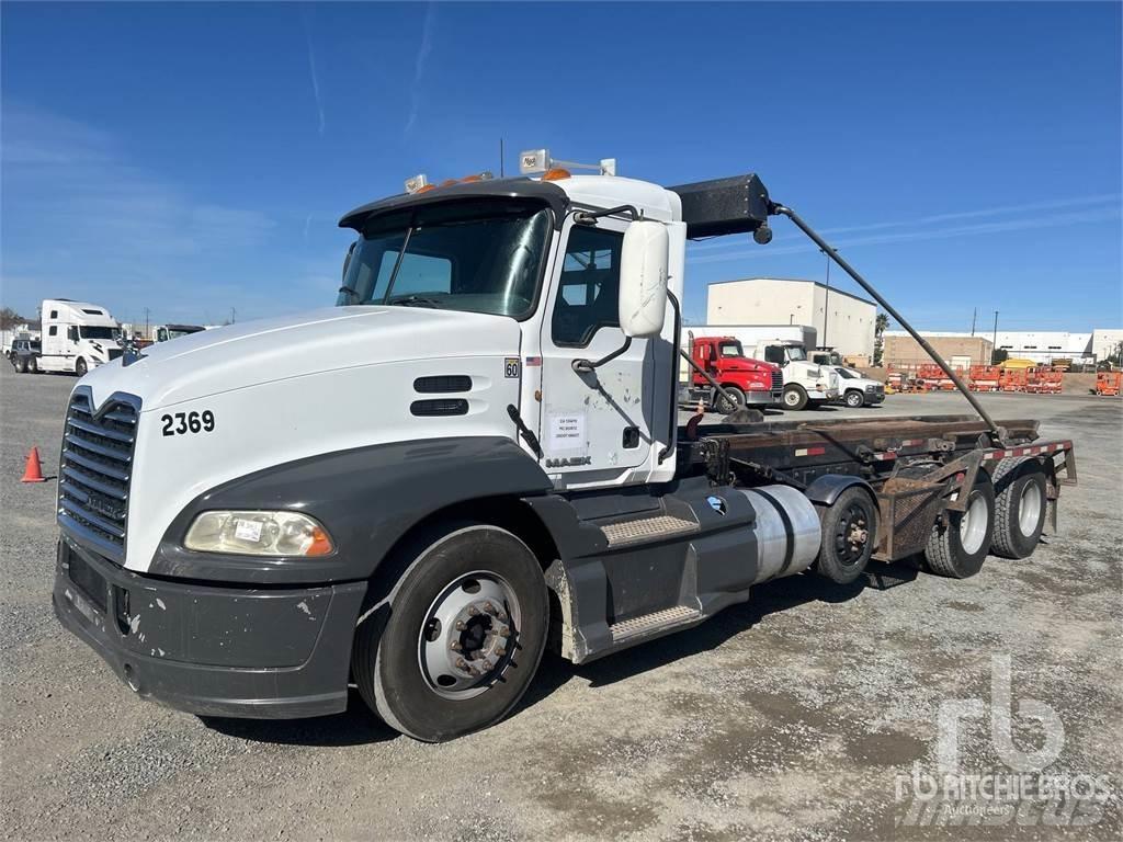 Mack CXU613 Camiones tractor