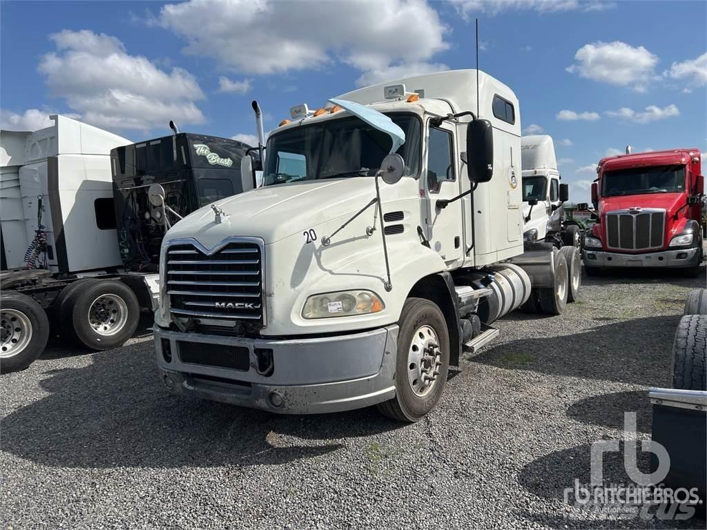 Mack CXU613 Camiones tractor