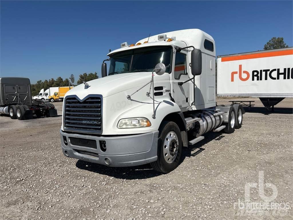 Mack CXU613 Camiones tractor