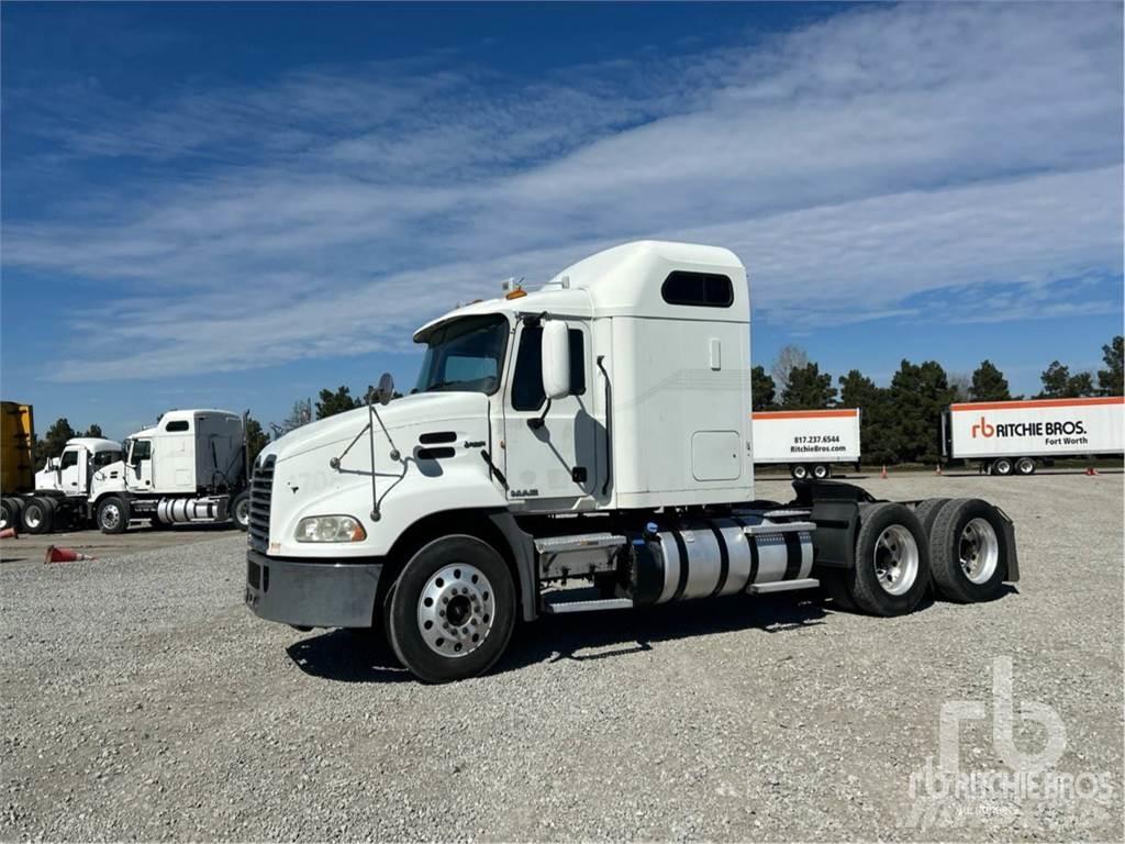 Mack CXU613 Camiones tractor