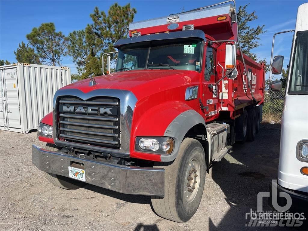 Mack GRANITE Bañeras basculantes usadas