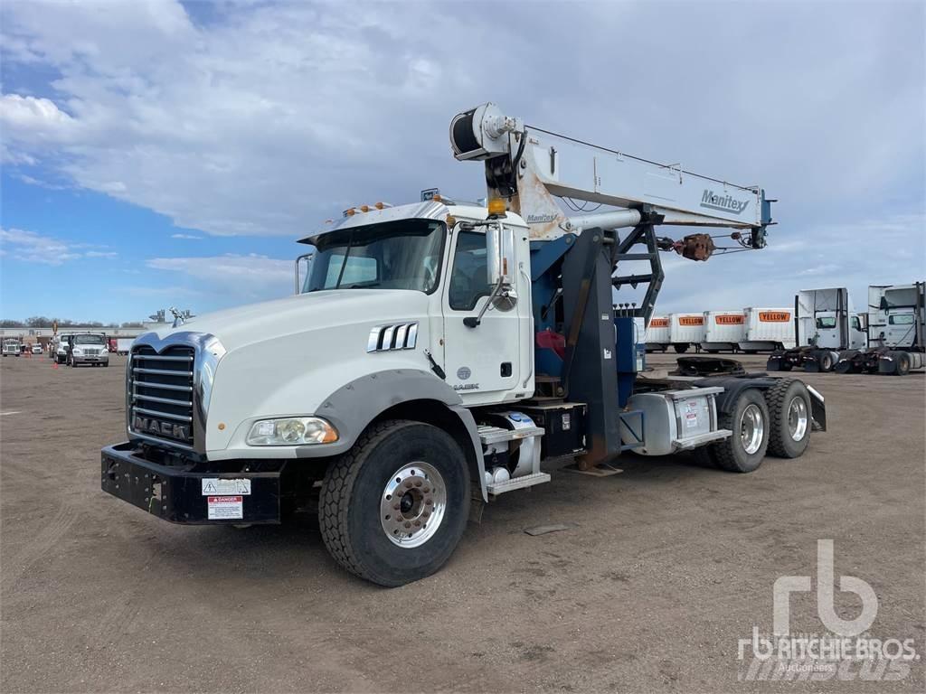 Mack GU813 Camiones grúa