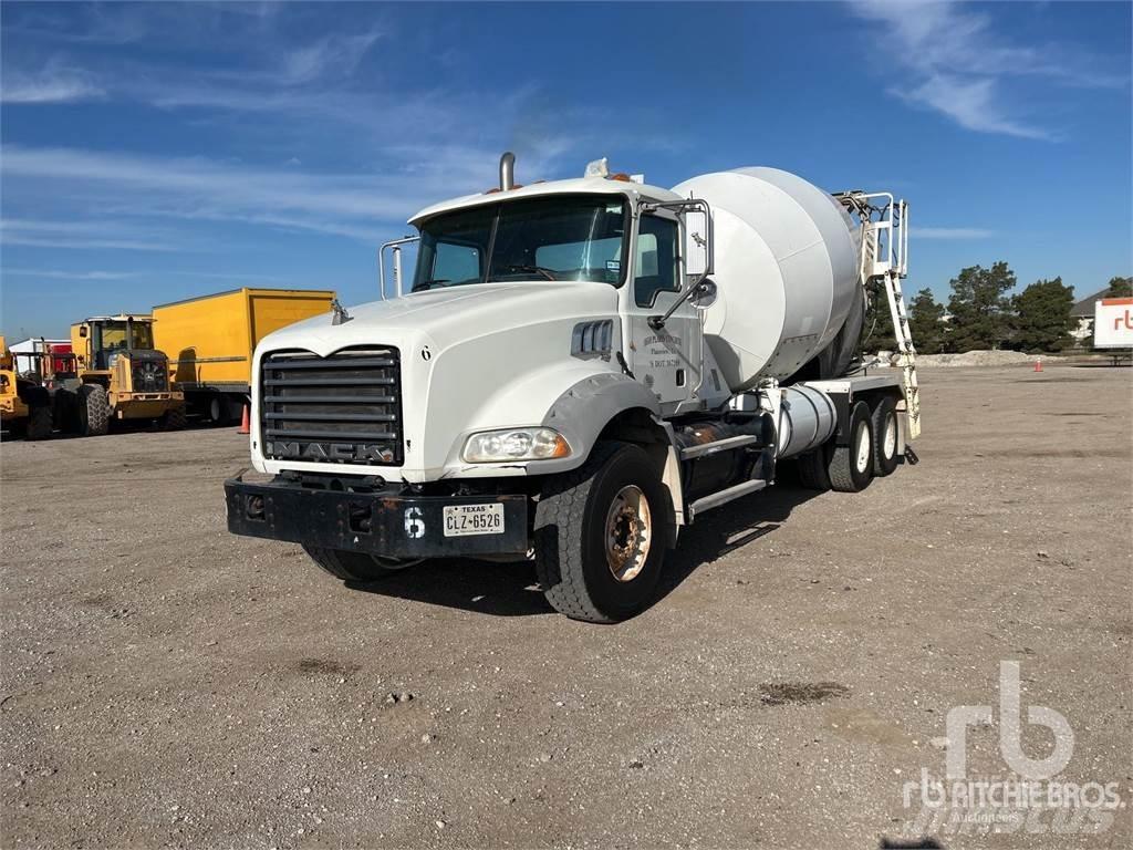 Mack GU813 Camiones de concreto