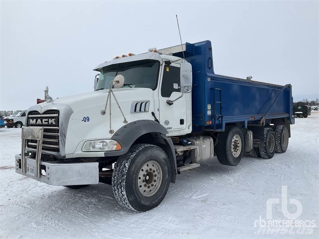 Mack GU813 Bañeras basculantes usadas