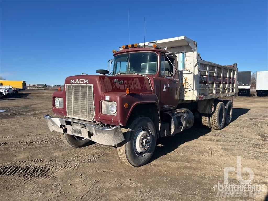 Mack R688ST Bañeras basculantes usadas