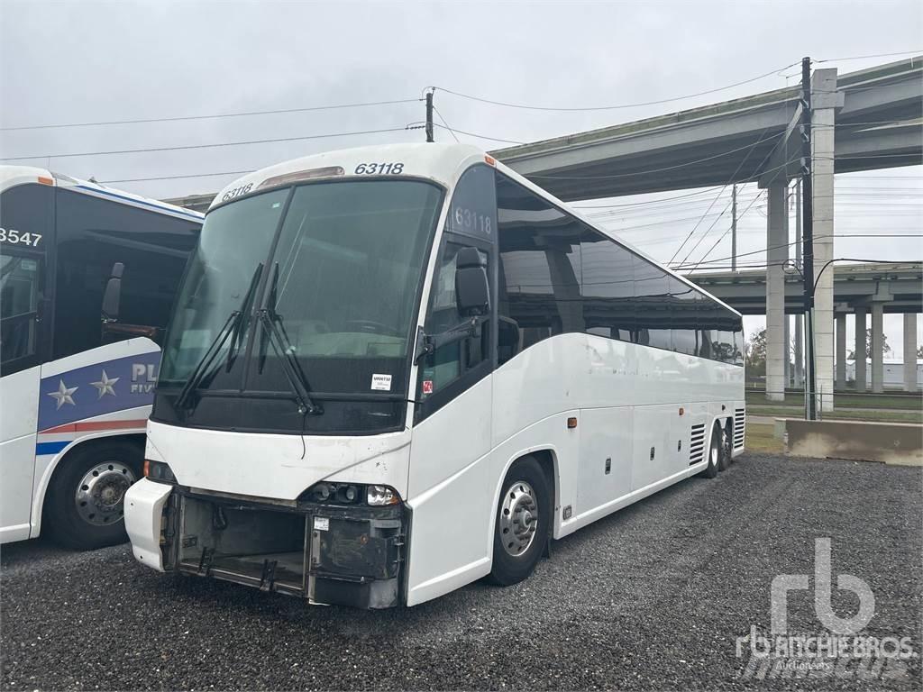 MCI J4500 Autobuses tipo pullman