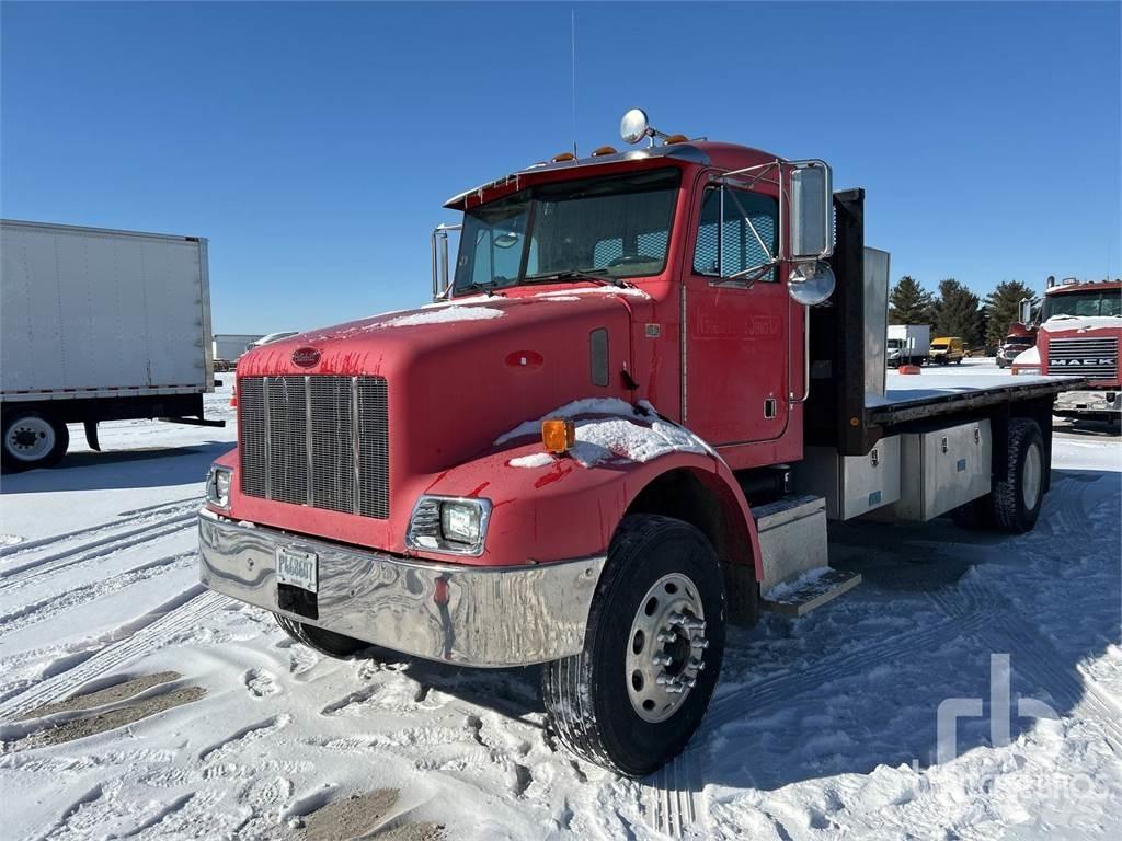 Peterbilt 330 Camiones de cama baja