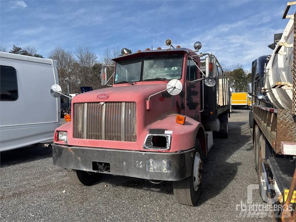 Peterbilt 330 Camiones de cama baja