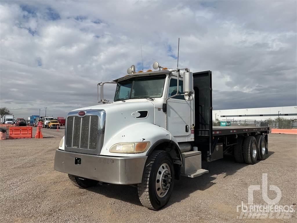 Peterbilt 335 Camiones de cama baja