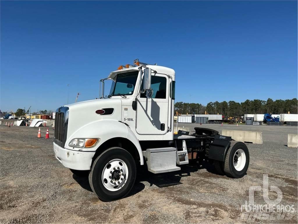 Peterbilt 337 Camiones tractor