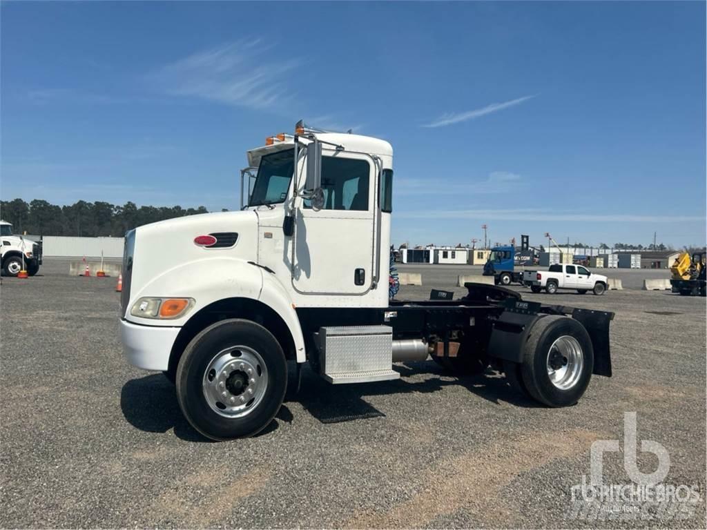 Peterbilt 337 Camiones tractor