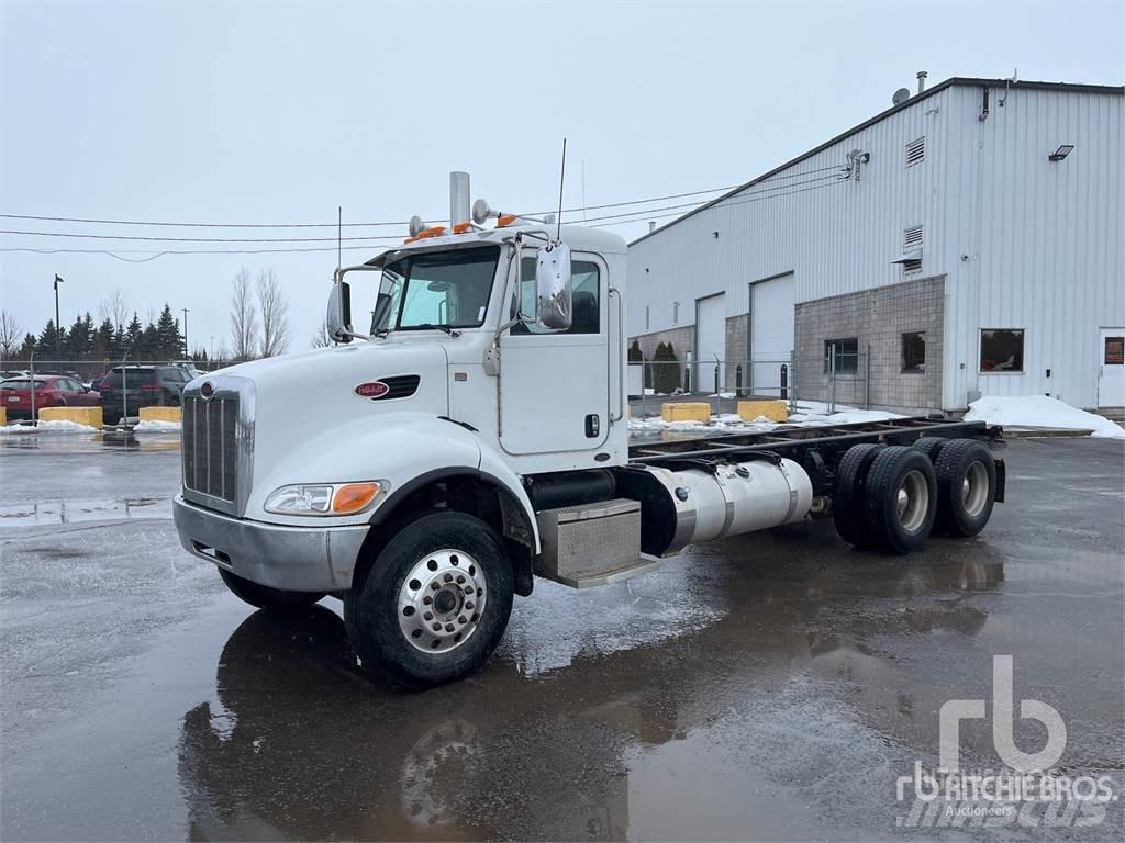 Peterbilt 348 Camiones con chasís y cabina