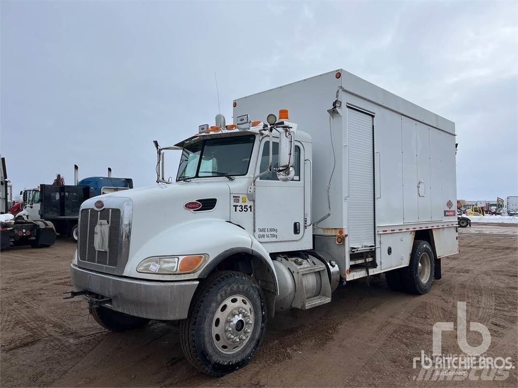 Peterbilt 348 Camiones cisternas