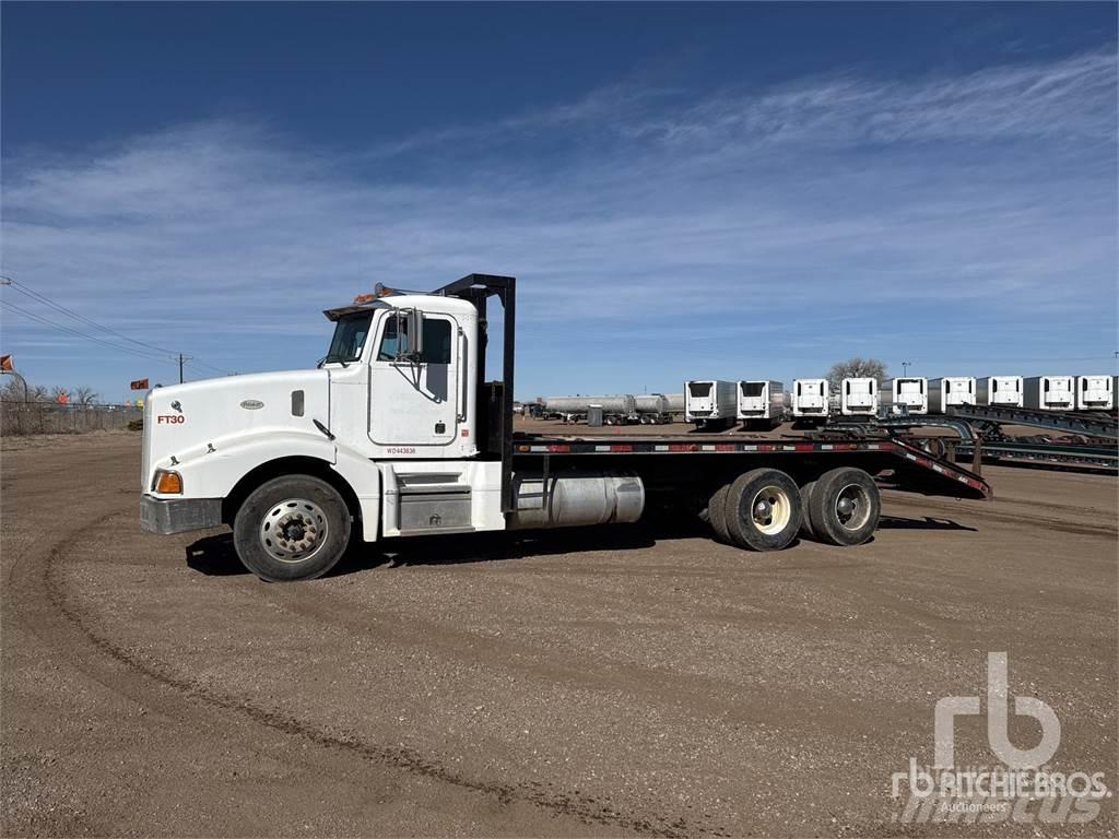 Peterbilt 377 Camiones de cama baja