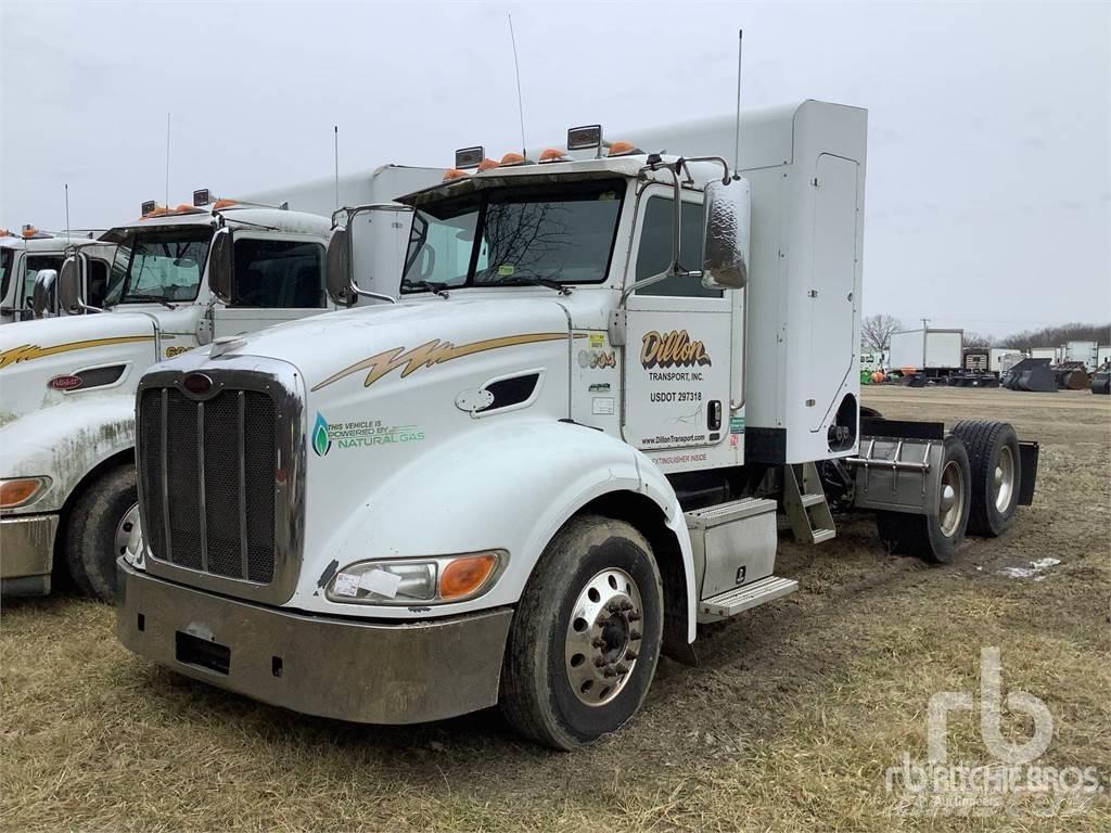 Peterbilt 384 Camiones tractor