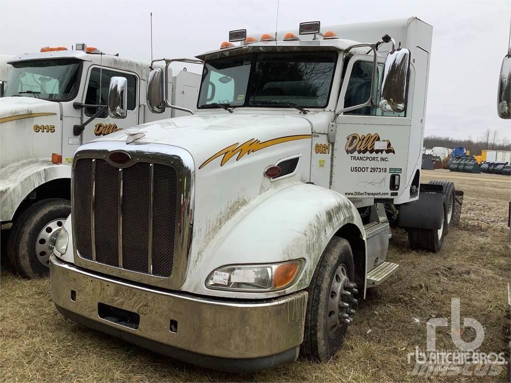 Peterbilt 384 Camiones tractor