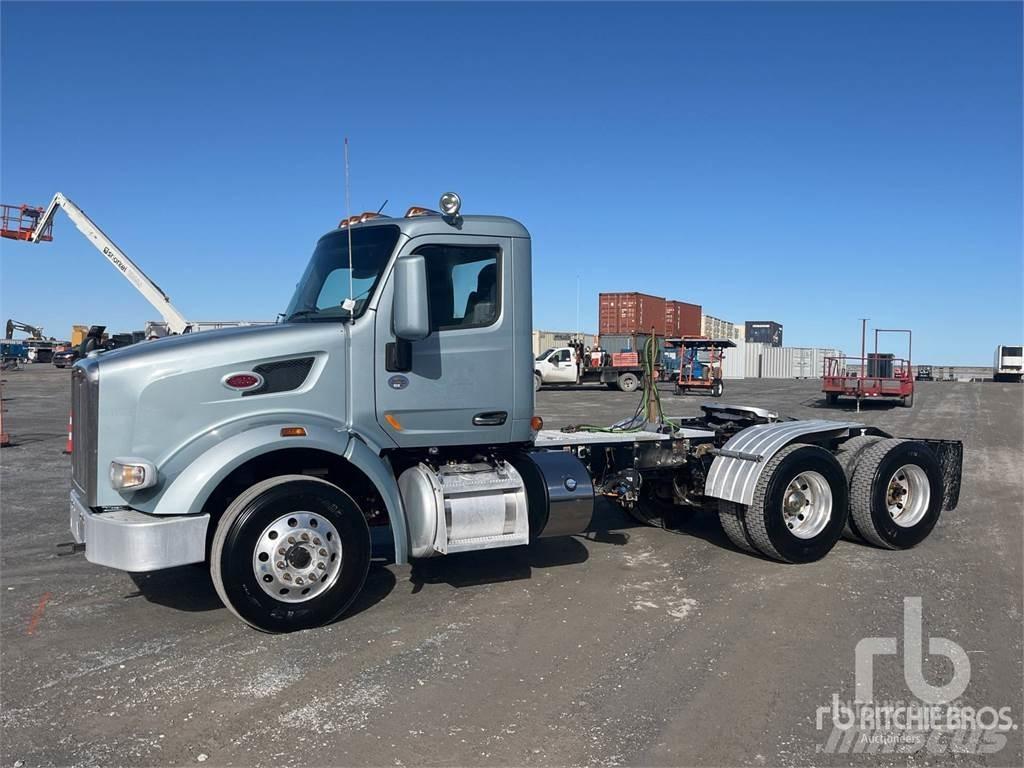 Peterbilt 567 Camiones tractor