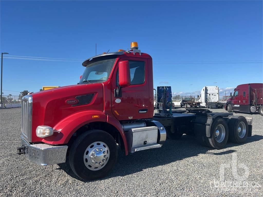 Peterbilt 567 Camiones tractor