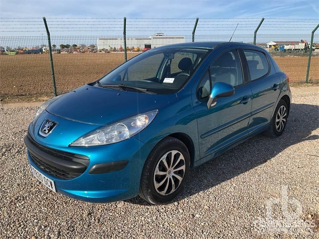 Peugeot 207 Carros