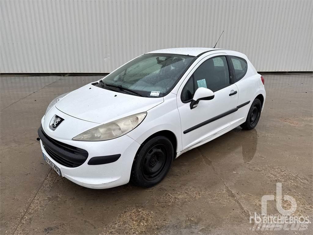 Peugeot 207 Carros