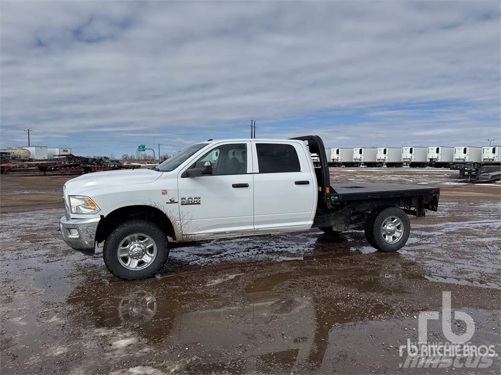 RAM 2500 Camiones de cama baja