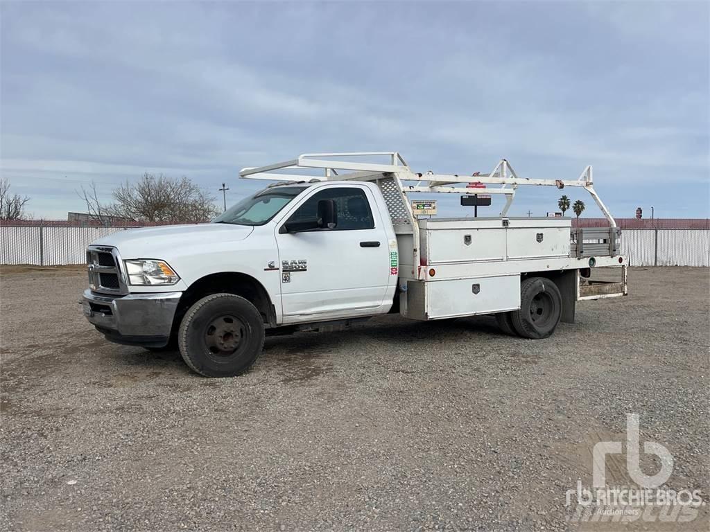 RAM 3500 Camiones de cama baja