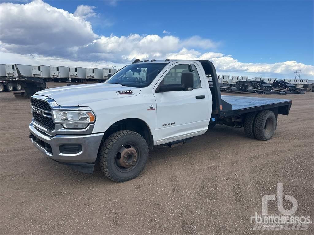 RAM 3500 Camiones de cama baja