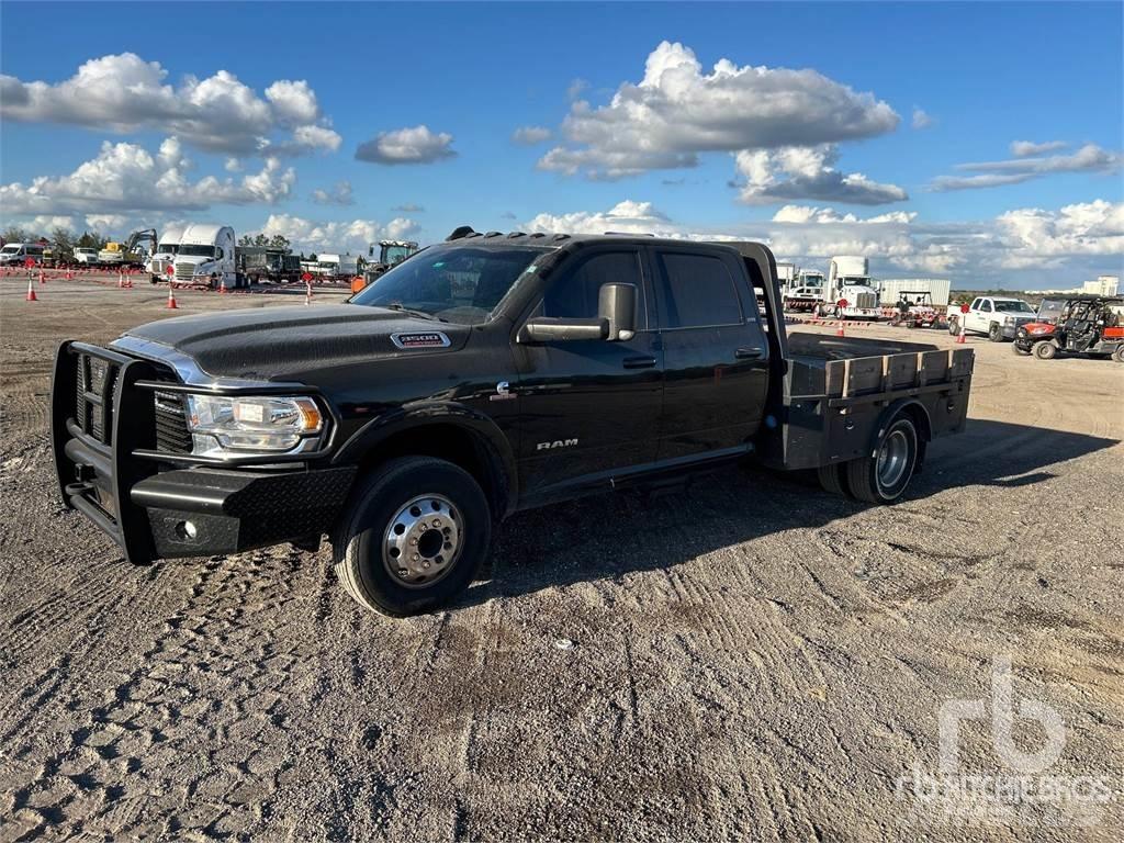 RAM 3500 Camiones de cama baja