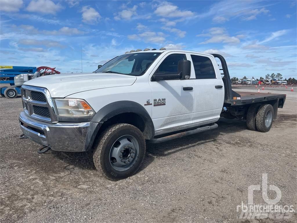 RAM 5500 Camiones de cama baja