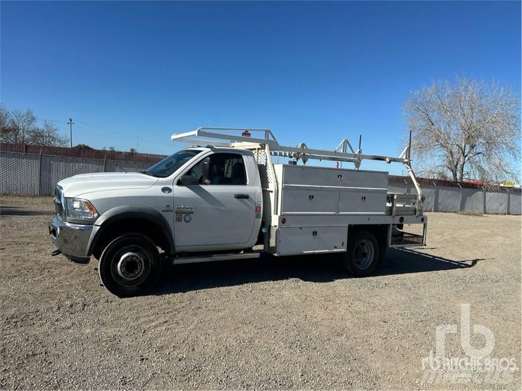 RAM 5500 Camiones de cama baja