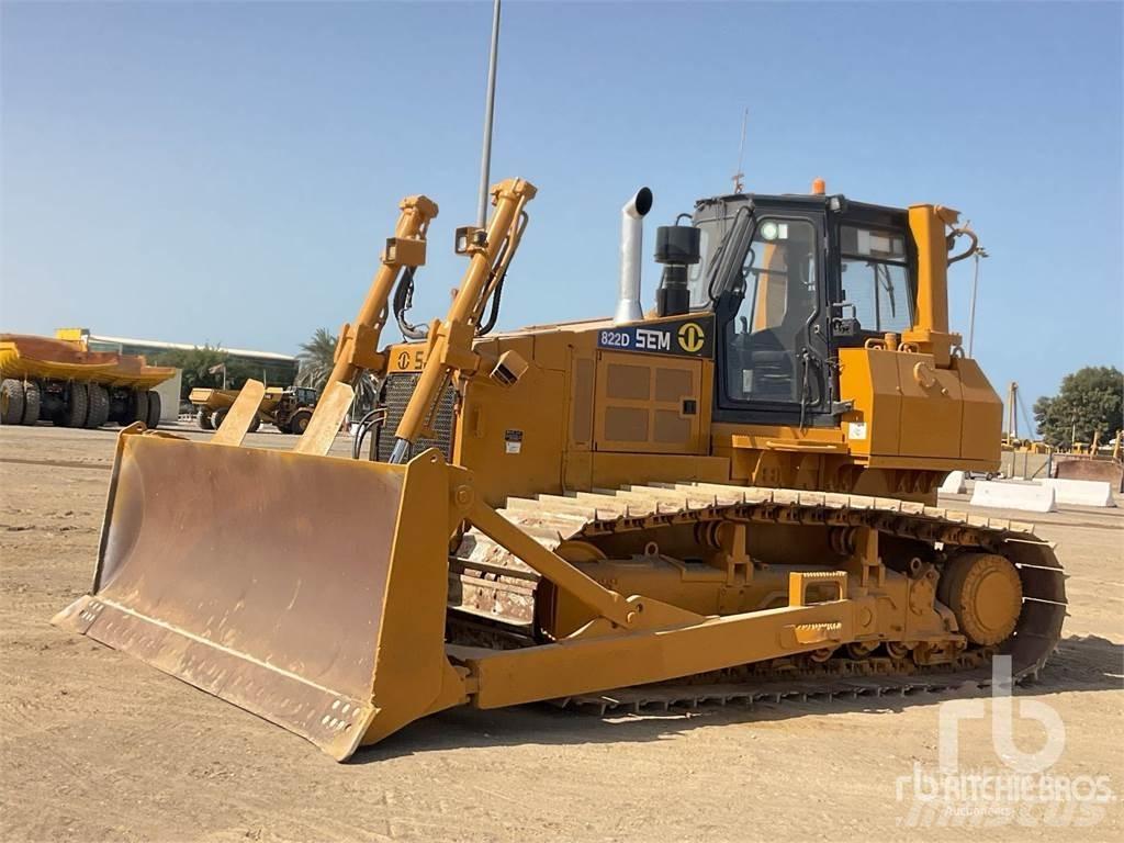 SEM 822D Buldozer sobre oruga