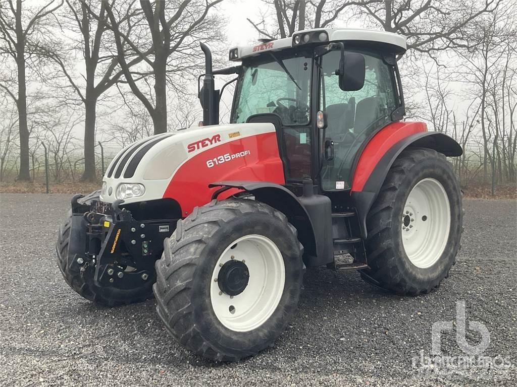 Steyr 6135 Tractores